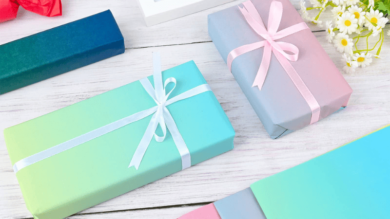 gift boxes with tissue paper