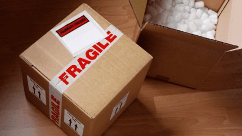 fragile package