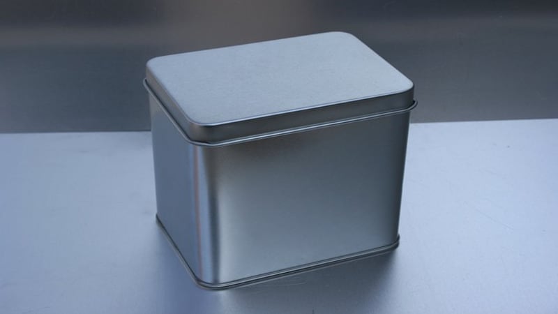 tin can, metal box, christmas box