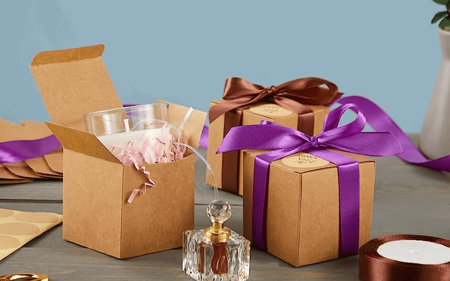Kraft gift boxes with bow
