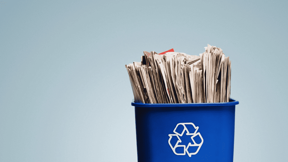 Recycling waste paper