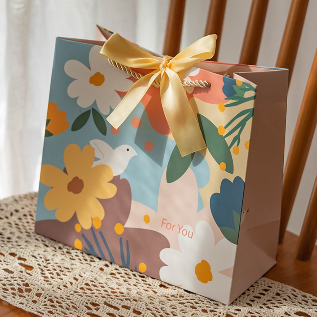 gift bag with ribbon
