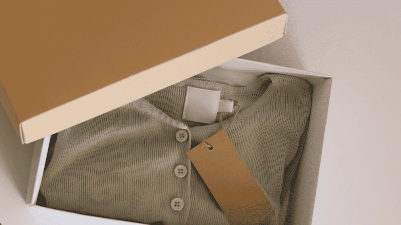 Plantable Clothing Packaging