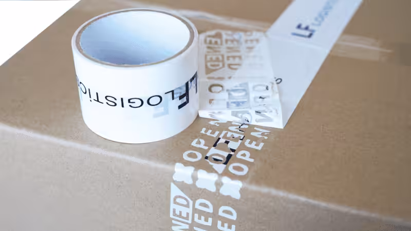 shipping box with using tamper evident tape