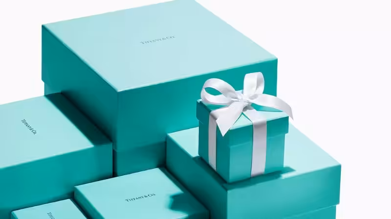 several tiffany blue boxes